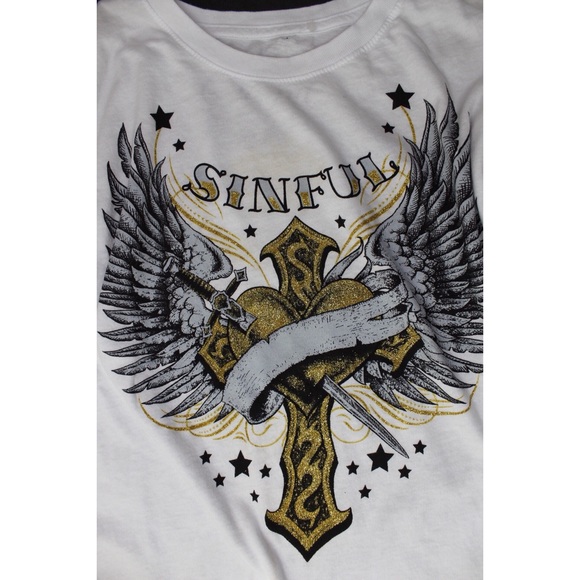 Sinful Affliction NWT Salem Skull with Angel Wings Edgy Top Large - Picture 5 of 10